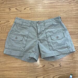 CABELA'S Women's 7 Pocket Hiker shorts